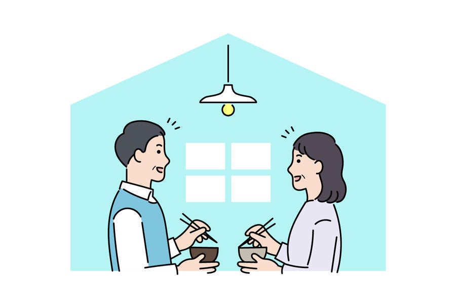 家の中で過ごす男女